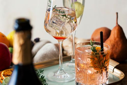 Winterse cocktails met mousserende wijn