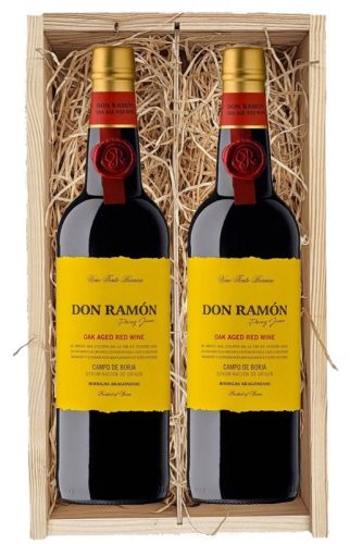 2 flessen Don Ramón Oak Aged Red Wine in houten kist